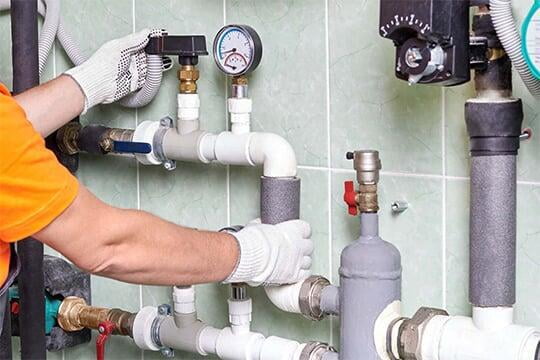 5 Common Causes of Commercial Plumbing Services in Houston